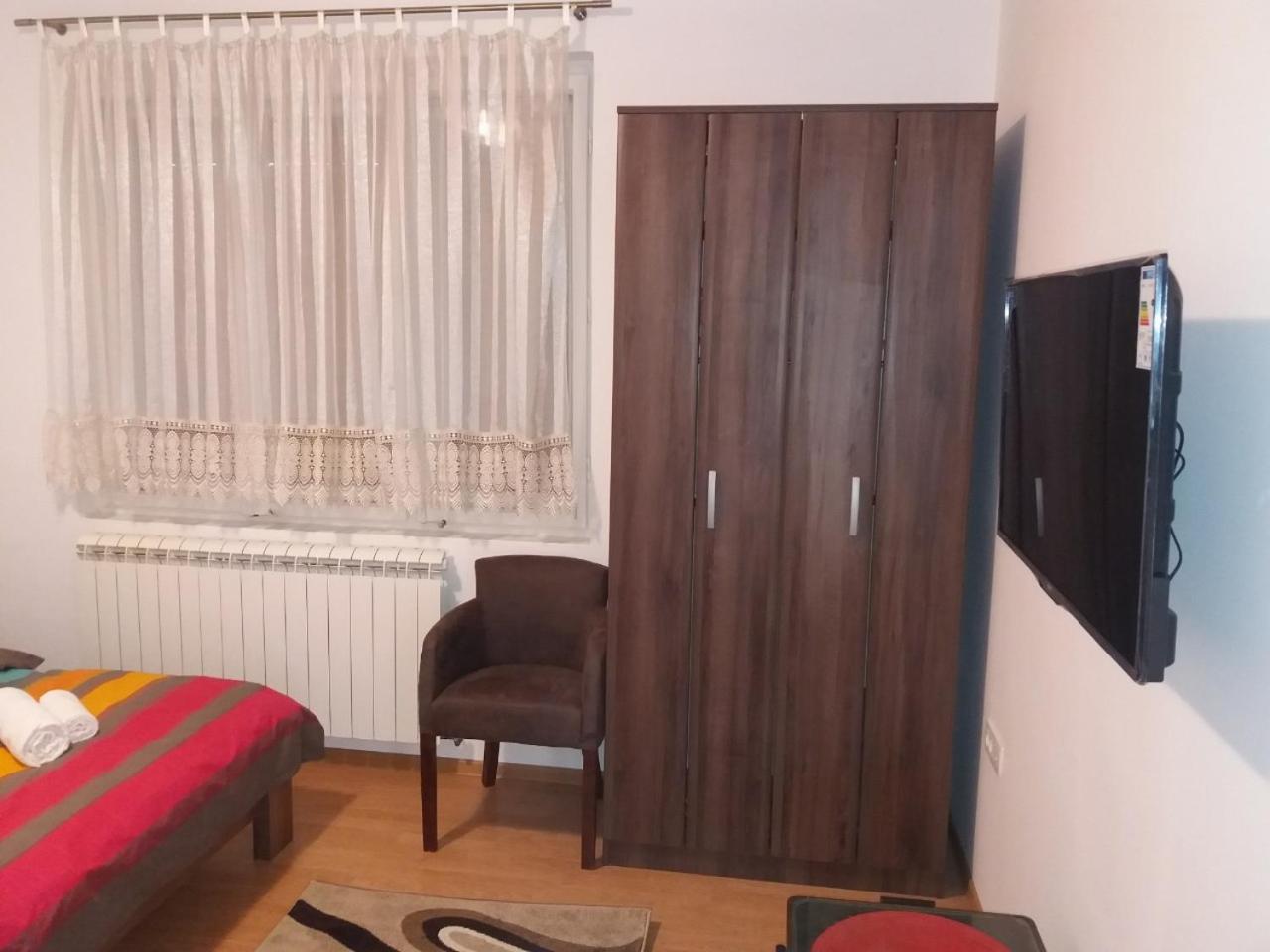 Apartman Donji Kraj Apartman Cetinje Kültér fotó