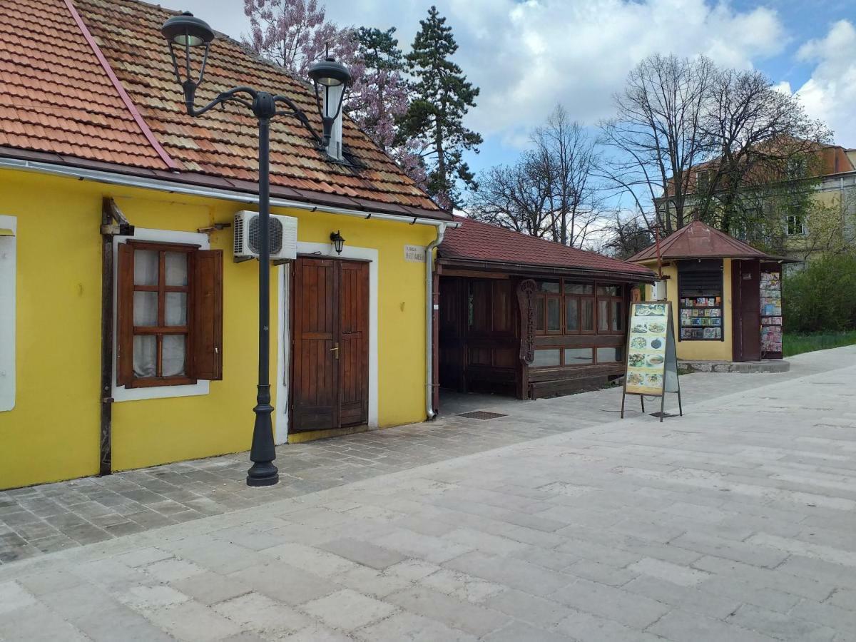 Apartman Donji Kraj Apartman Cetinje Kültér fotó